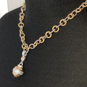 Boutique Bergere Status Link Necklace W/Enhancer